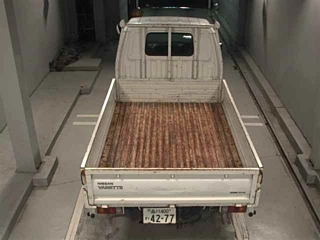 NISSAN VANETTE TRUCK 2011