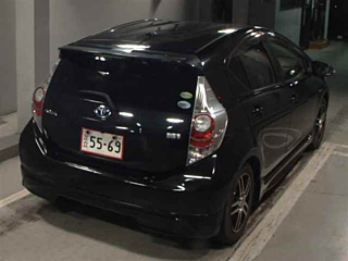 TOYOTA AQUA 2012