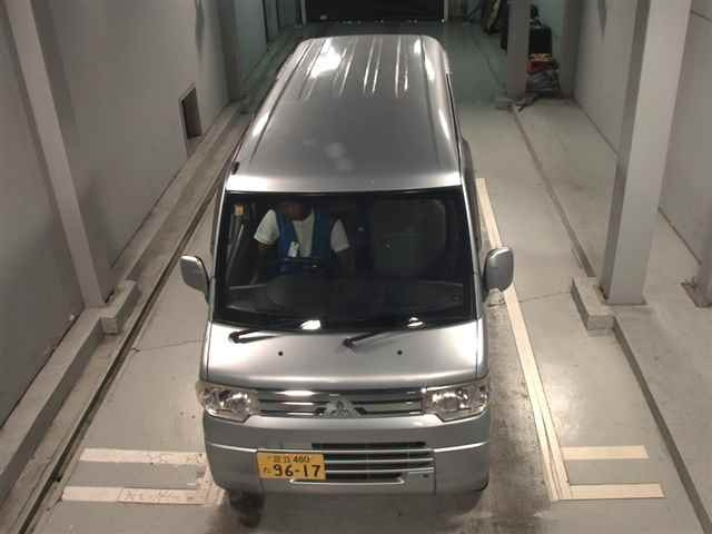 MITSUBISHI MINICAB VAN 2013