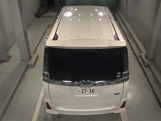 TOYOTA VOXY 2017