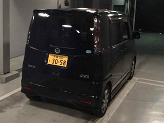 NISSAN ROOX 2013