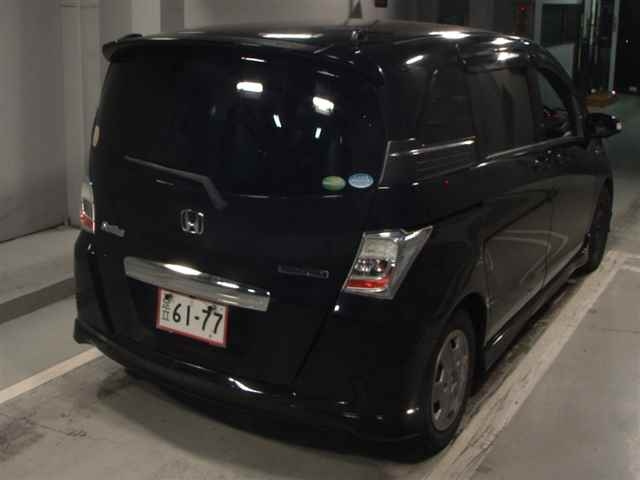 HONDA FREED 2012