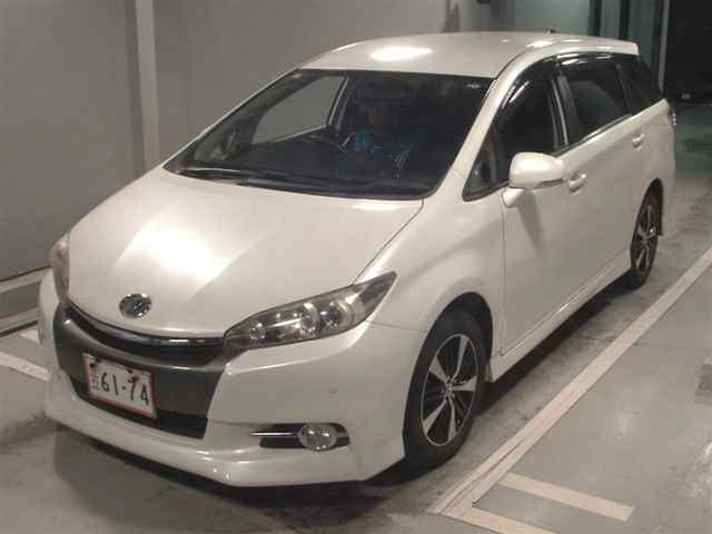 TOYOTA WISH 2012
