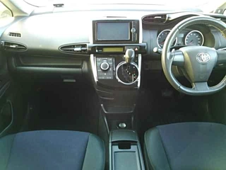 TOYOTA WISH 2012