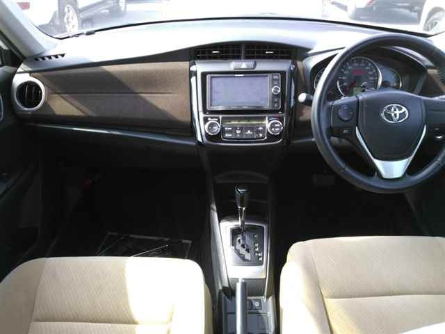 TOYOTA COROLLA AXIO 2014