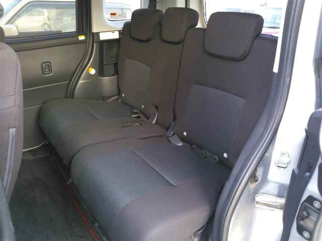 TOYOTA ROOMY 2022