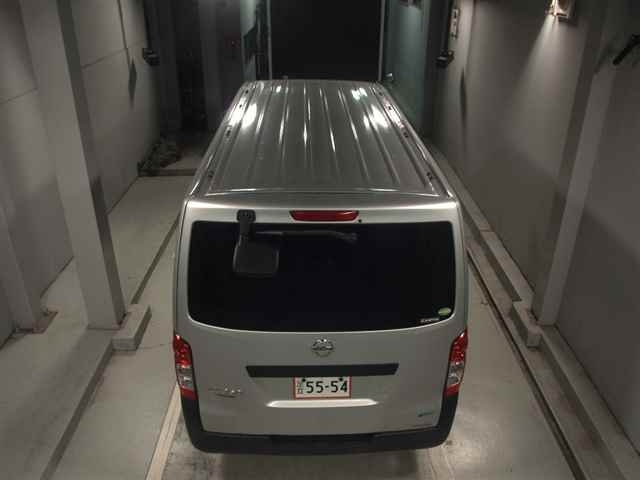 NISSAN CARAVAN VAN 2015