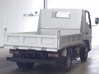 MITSUBISHI FUSO TRUCK 2011
