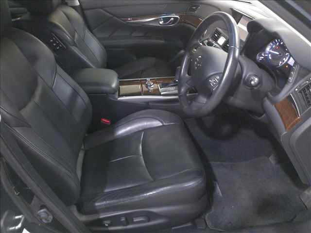 NISSAN FUGA 2012