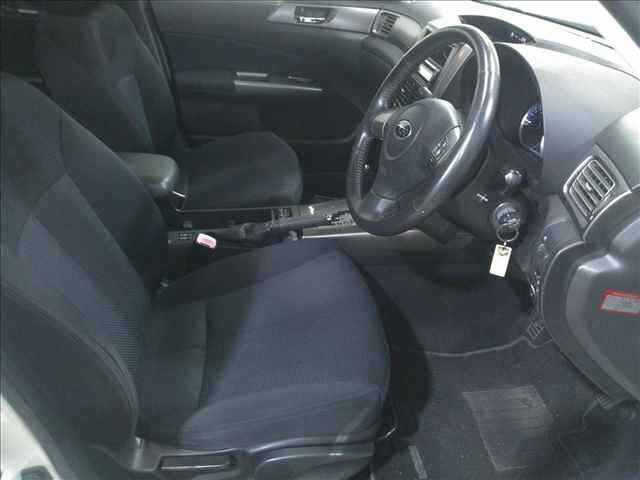 SUBARU FORESTER 2010