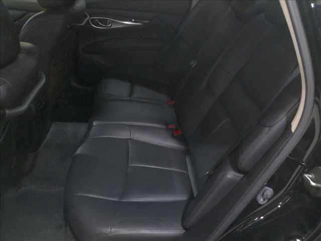 NISSAN FUGA 2012