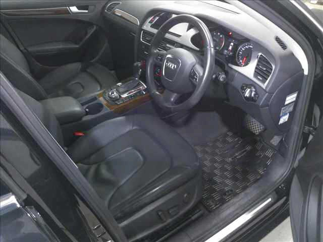 AUDI A4 2011