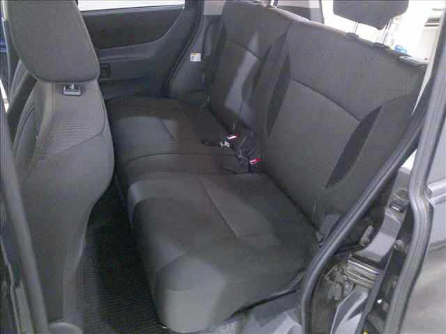 MITSUBISHI DELICA D2 2011