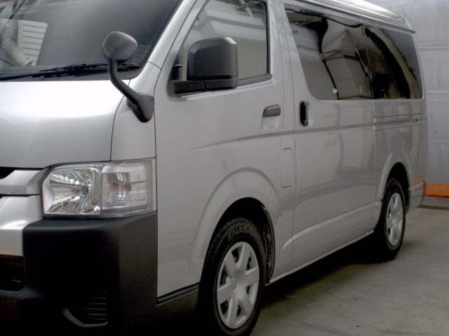 TOYOTA HIACE 2023