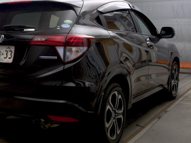 HONDA VEZEL 2015
