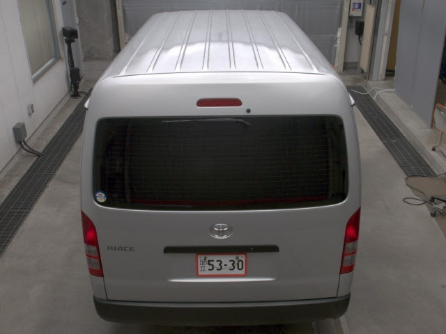 TOYOTA HIACE 2023