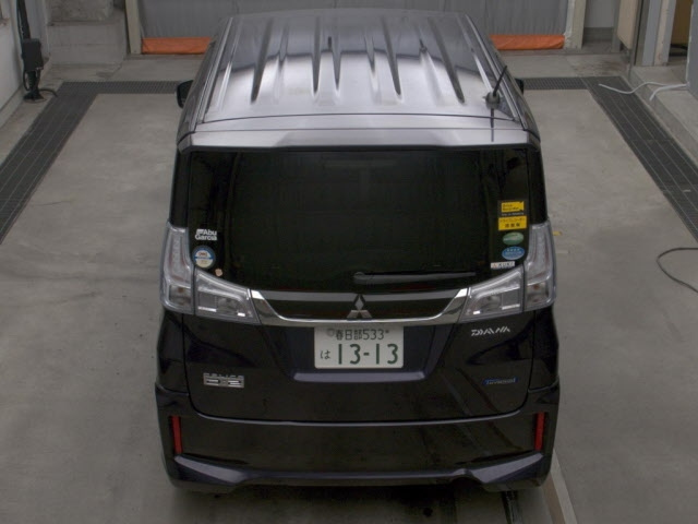 MITSUBISHI DELICA D2 2017