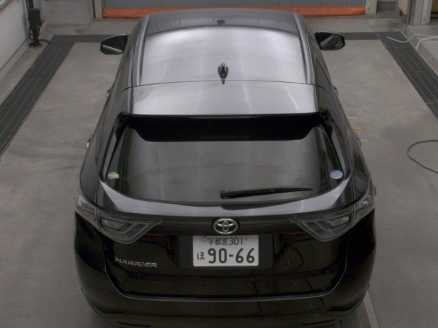 TOYOTA HARRIER 2014