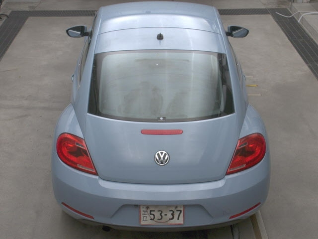 VOLKSWAGEN THE BEETLE 2013