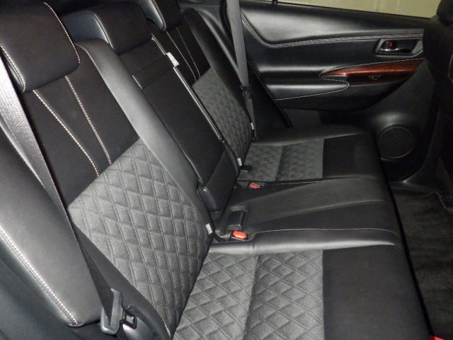 TOYOTA HARRIER 2014