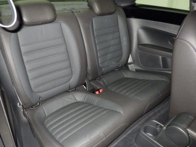 VOLKSWAGEN THE BEETLE 2019