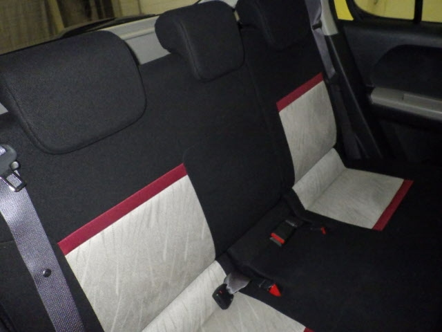 TOYOTA PASSO 2016