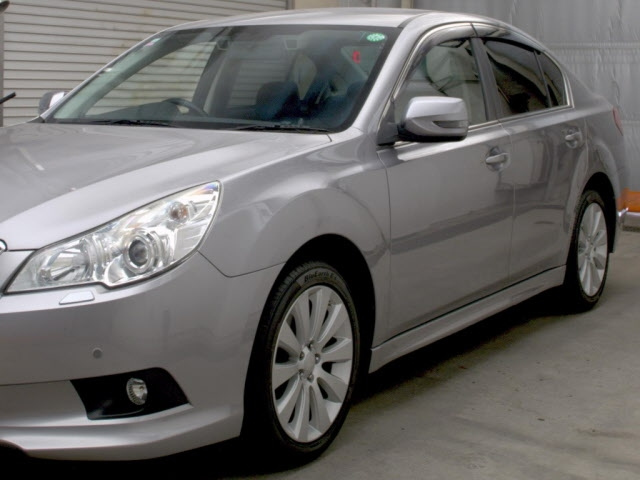 SUBARU LEGACY B4 2011
