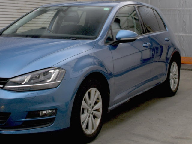 VOLKSWAGEN GOLF 2015