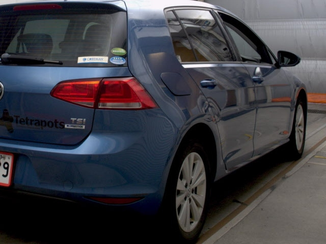 VOLKSWAGEN GOLF 2015