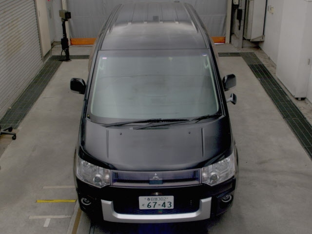 MITSUBISHI DELICA D5 2014