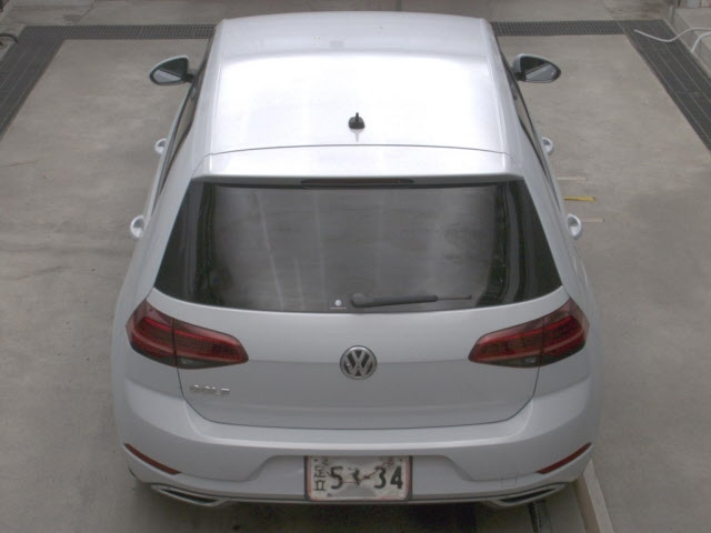 VOLKSWAGEN GOLF 2018