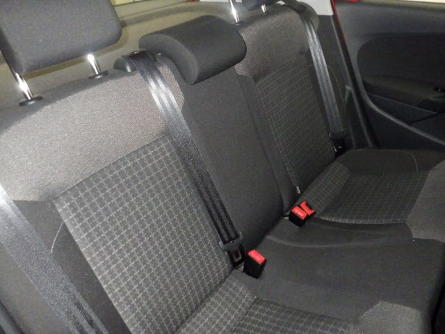 VOLKSWAGEN POLO 2016