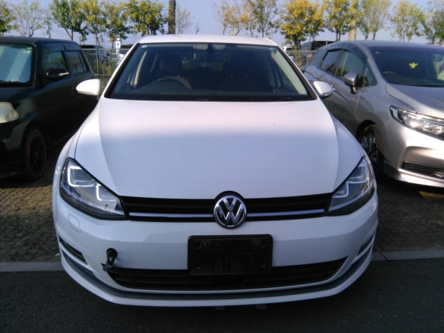 VOLKSWAGEN GOLF 2014