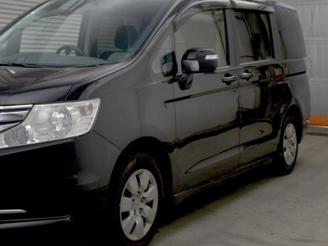 HONDA STEP WAGON 2014