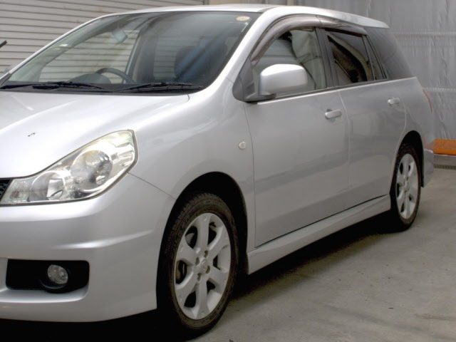 NISSAN WINGROAD 2010