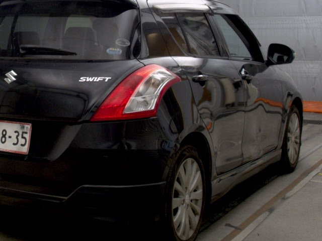 SUZUKI SWIFT 2012