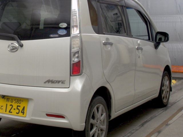 DAIHATSU MOVE 2011