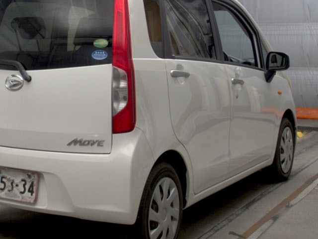 DAIHATSU MOVE 2014