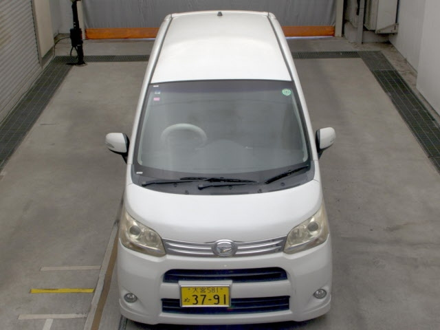 DAIHATSU MOVE 2011