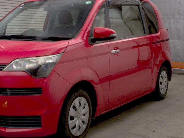 TOYOTA SPADE 2012