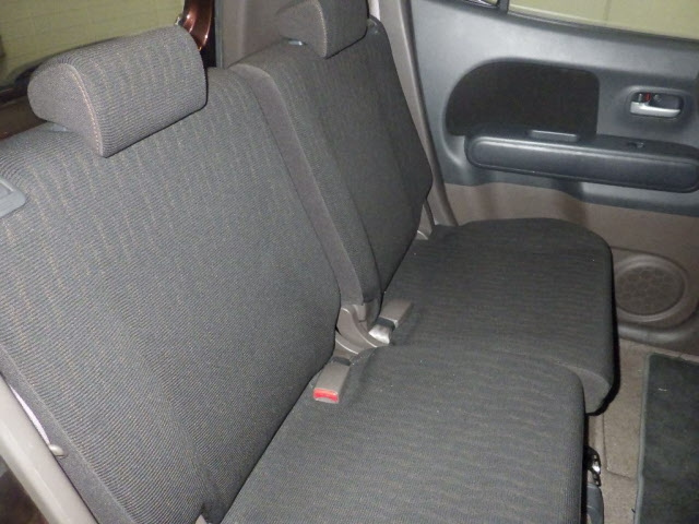 SUZUKI MRWAGON 2010