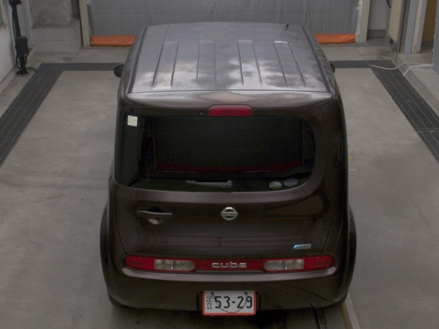 NISSAN CUBE 2010