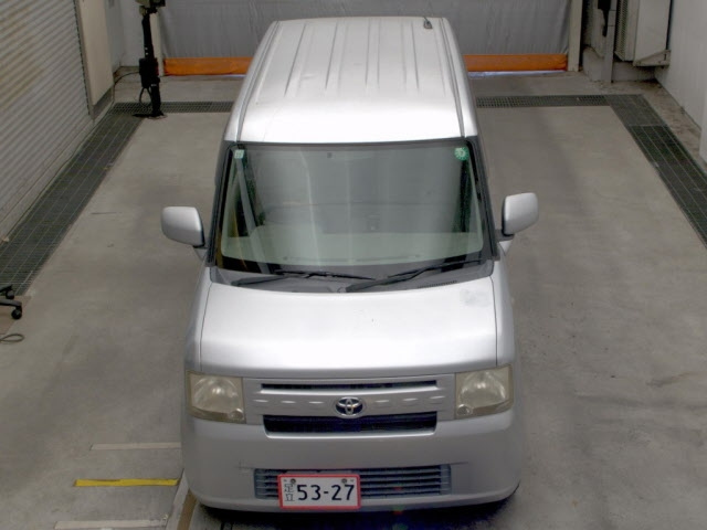 TOYOTA PIXIS SPACE 2011