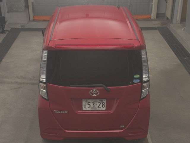 TOYOTA TANK 2018