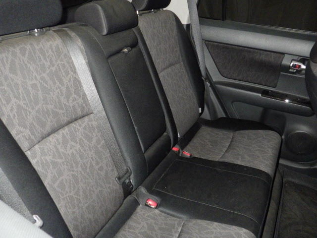 TOYOTA COROLLA RUMION 2010