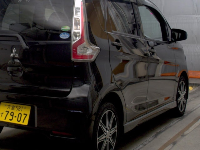 MITSUBISHI EK CUSTOM 2017