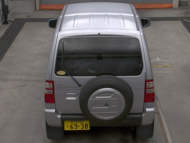 MITSUBISHI PAJERO MINI 2011