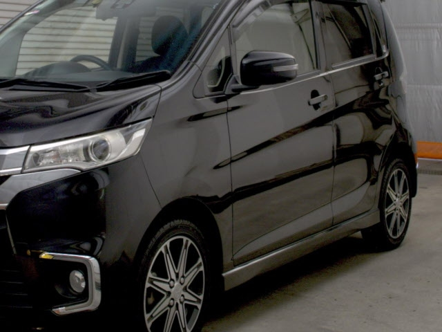 MITSUBISHI EK CUSTOM 2017