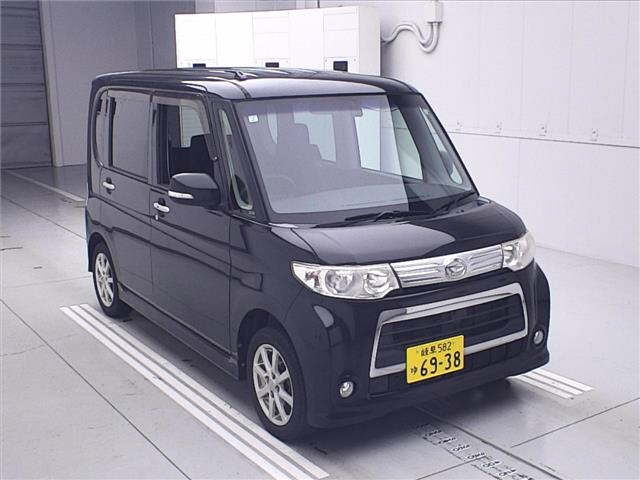 DAIHATSU TANTO 2013