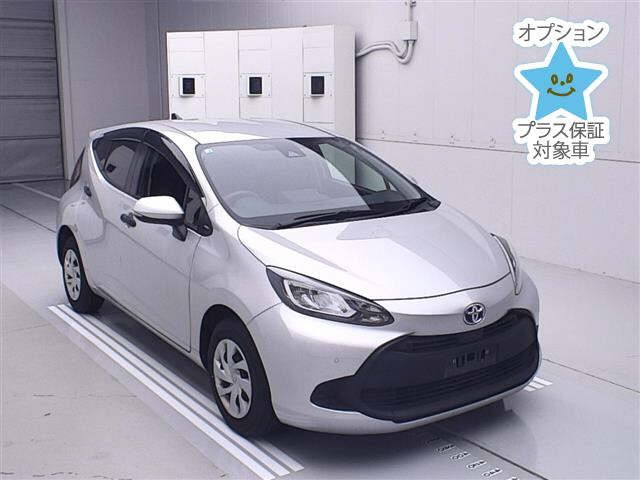 TOYOTA AQUA 2022